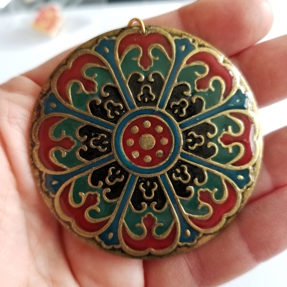Mandala pendant boho style red blue green gold tone charm bohemian - Picture 5 of 7